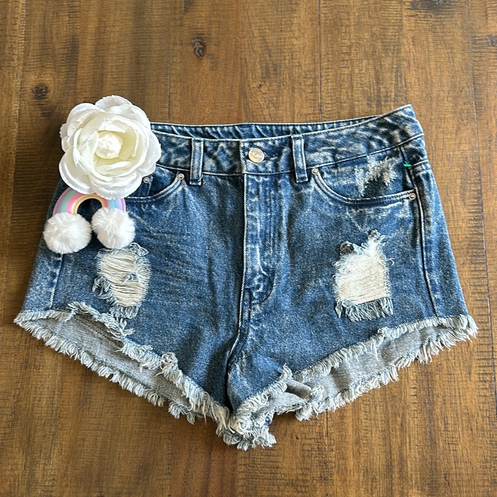 Divided Brand Distressed Denim Shorts with Floral Accent NWT